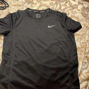 Short sleeve athletic shirt dry fit size small by Nike